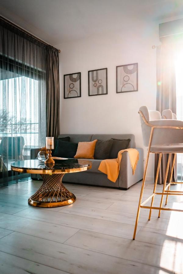 Apartment Luxury Family With Private Parking And Forest View Timisoara